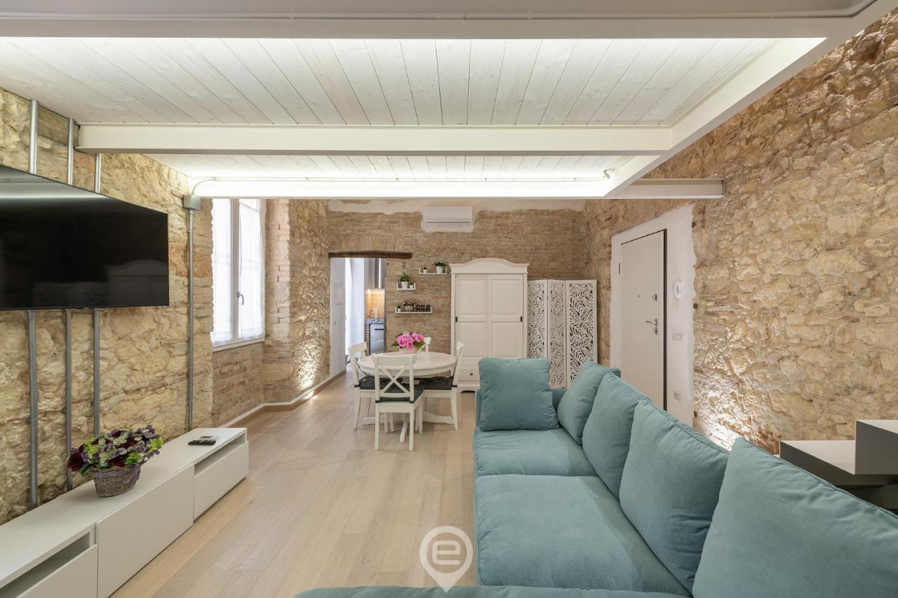 Appartement Adriana'S New Loft à Cagliari Extérieur photo